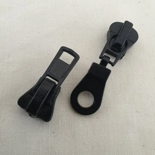 2 curseurs numero 8 pour fermetures bouche a bouche separables plastique injecte delrin