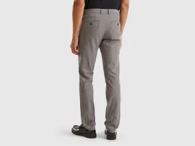 Chino slim en coton stretch