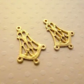 Lot de 2 chandeliers connecteurs dorés  20x14 mm