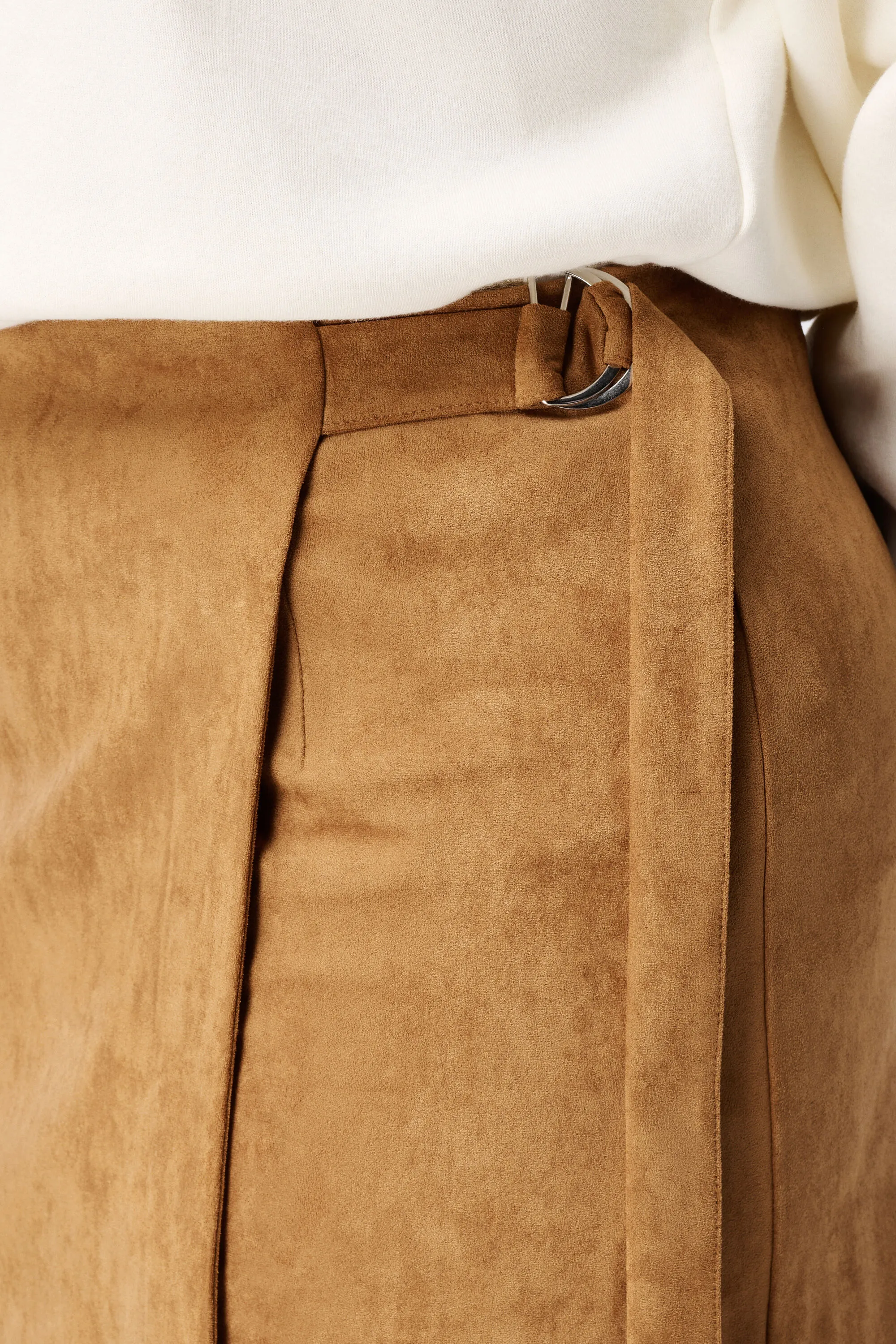 Skort en daim avec chevauchement